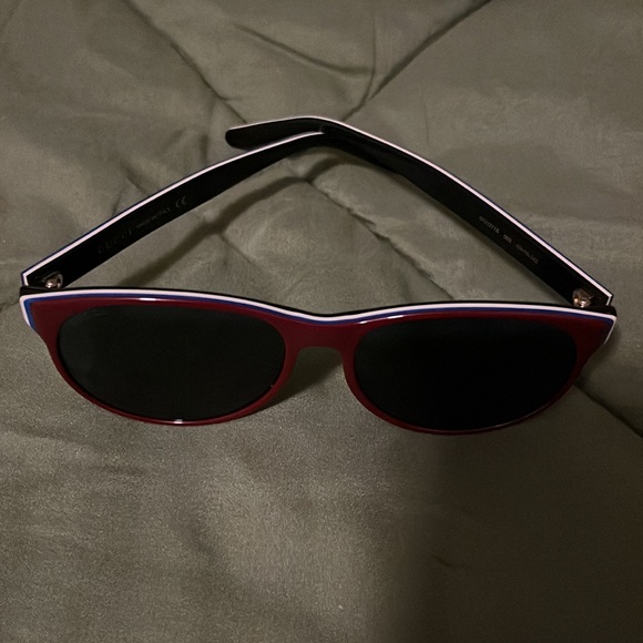 Authentic Gucci Sunglasses One Size. Comes with Original Gucci Sunglasses Case. - Picture 5 of 7